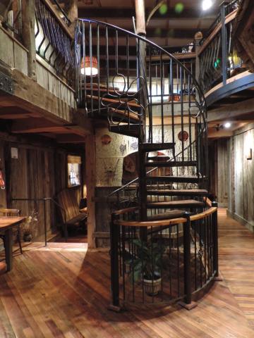 Spiral staircase